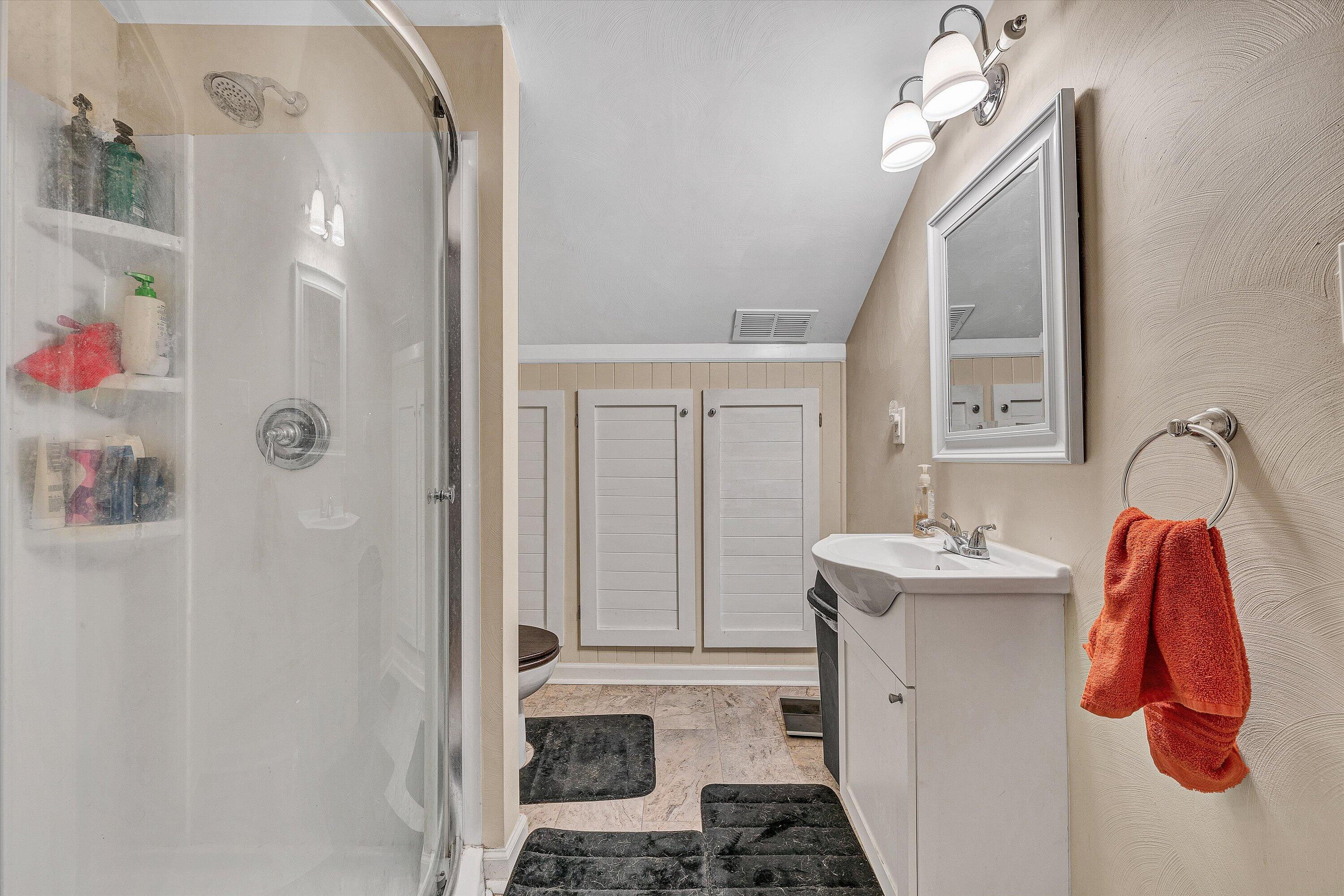 323 North Maple Street Vinton, VA 24179 - Photo 27 of 43 27-DSC06589