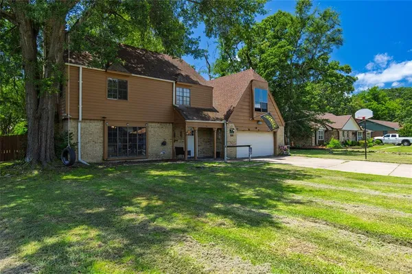 $290,000 | 1304 Azalea Drive, Sulphur Springs, TX 75482