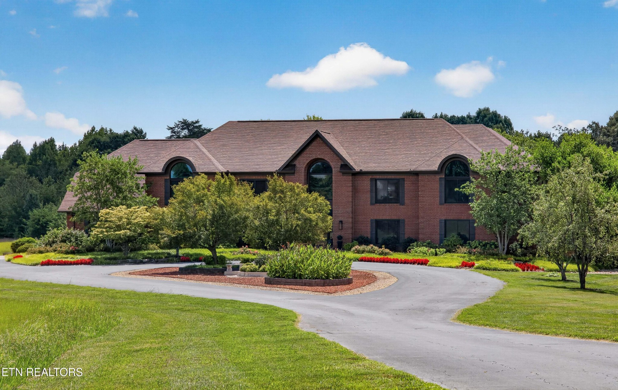 1329 West Hunt Road Maryville, TN 37801 - Photo 2 of 57 Gallery Image 2