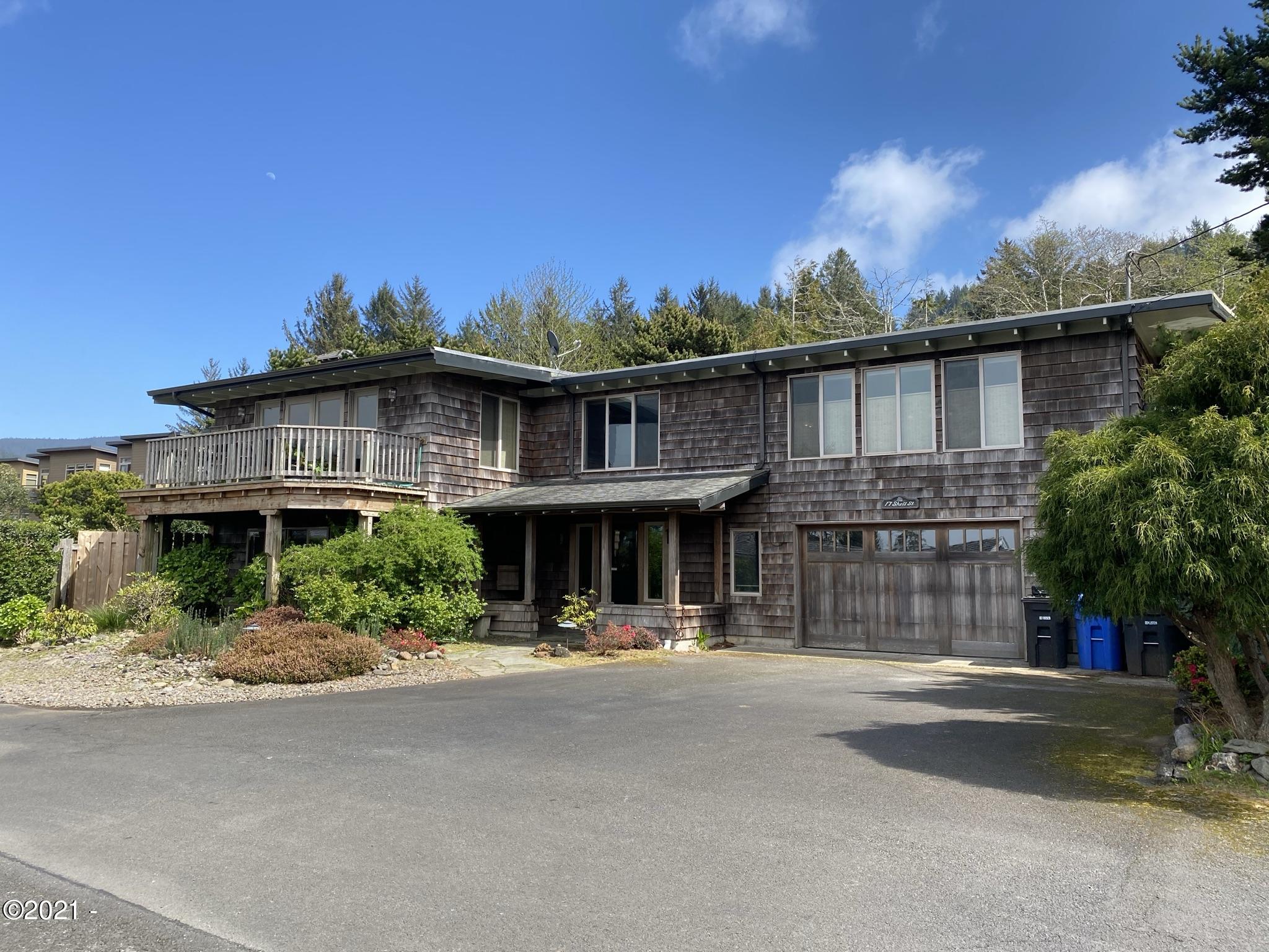 17 Shell Street Yachats, OR 97498 - Photo 1 of 63 House Front