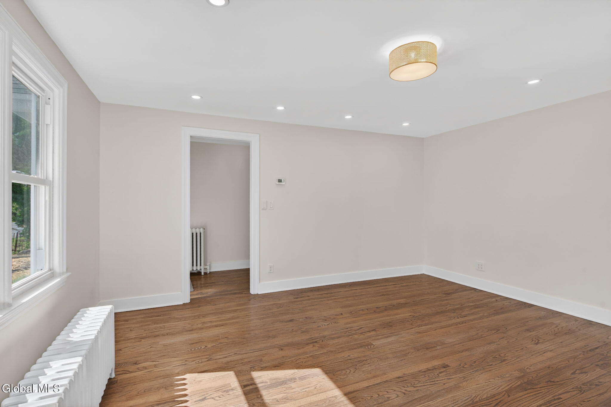 1341 South Schodack Road Schodack, NY 12033 - Photo 6 of 52 Living Room