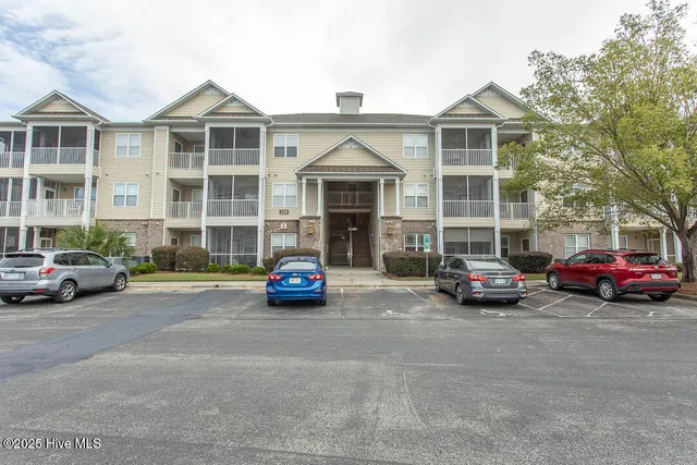 $217,500 | 240 Woodlands Way, Unit 1, Calabash, NC 28467