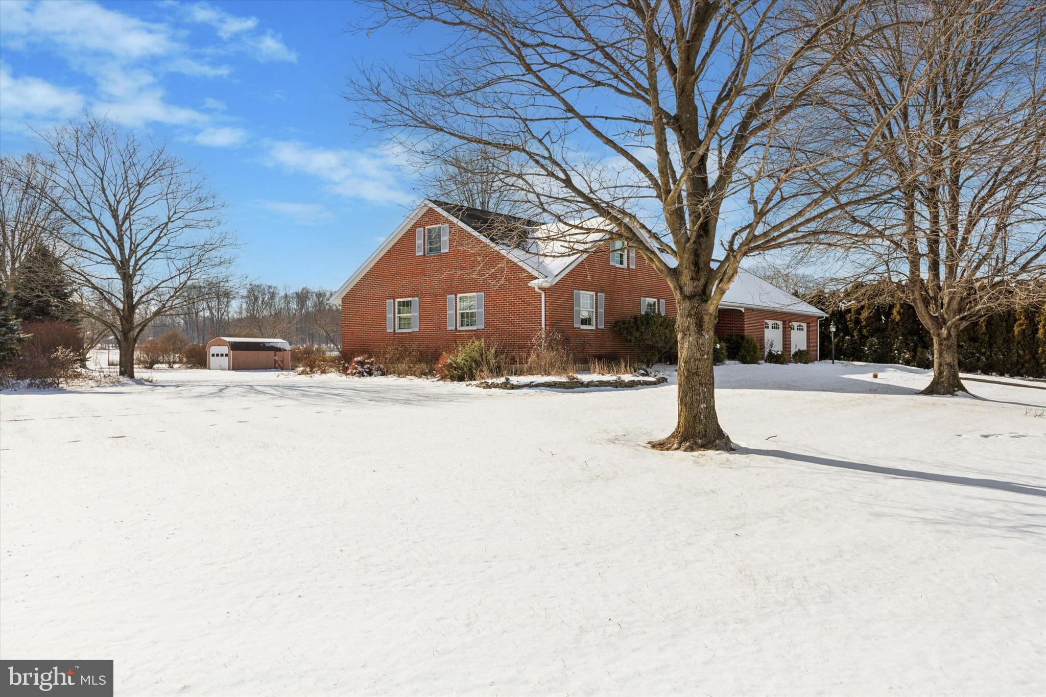 334 East Moyer Road Pottstown, PA 19464 - Photo 3 of 25 Gallery Image 3