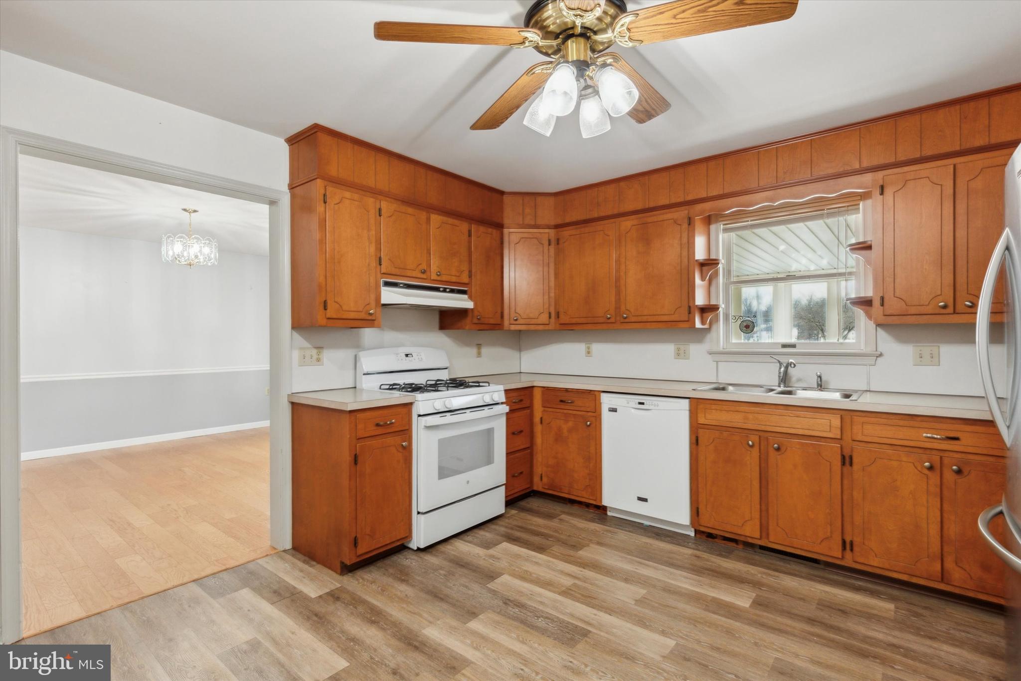 334 East Moyer Road Pottstown, PA 19464 - Photo 9 of 25 Gallery Image 9