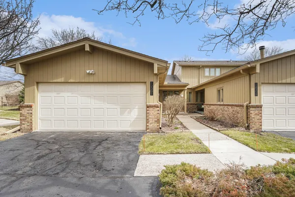 $399,000 | 12301 Pinecrest Drive, Plymouth, MI 48170