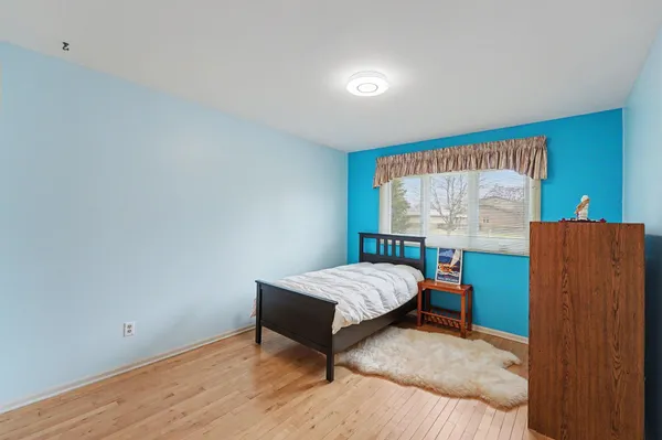 $380,000 | 12301 Pinecrest Drive, Plymouth, MI 48170