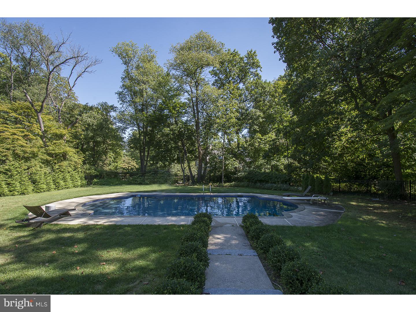 131 Tunbridge Road Haverford, PA 19041 - Photo 3 of 24 Gallery Image 3