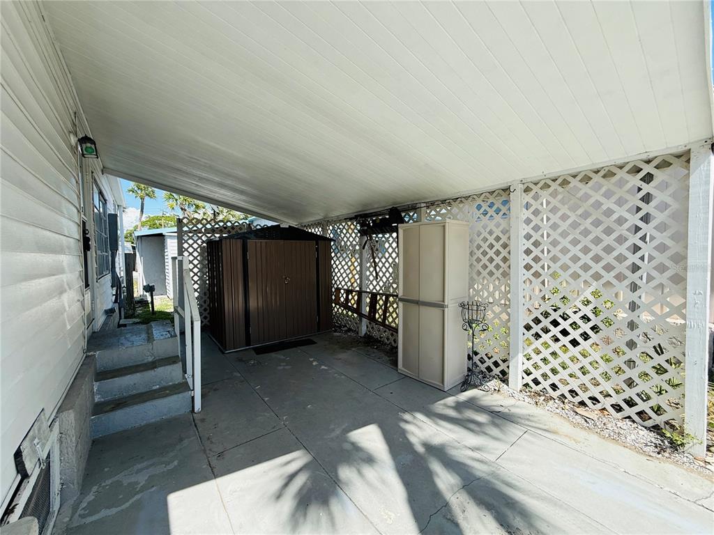 4851 West Gandy Boulevard, Unit B3L15 Tampa, FL 33611 - Photo 3 of 34