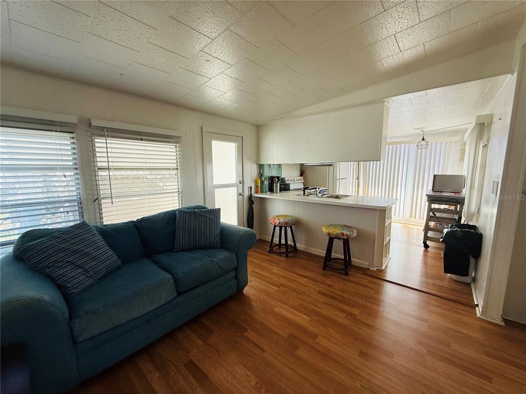 4851 West Gandy Boulevard, Unit B3L15 Tampa, FL 33611 - Photo 6 of 34