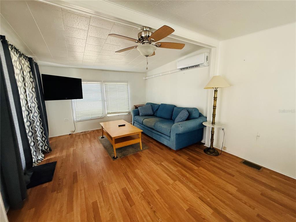 4851 West Gandy Boulevard, Unit B3L15 Tampa, FL 33611 - Photo 9 of 34