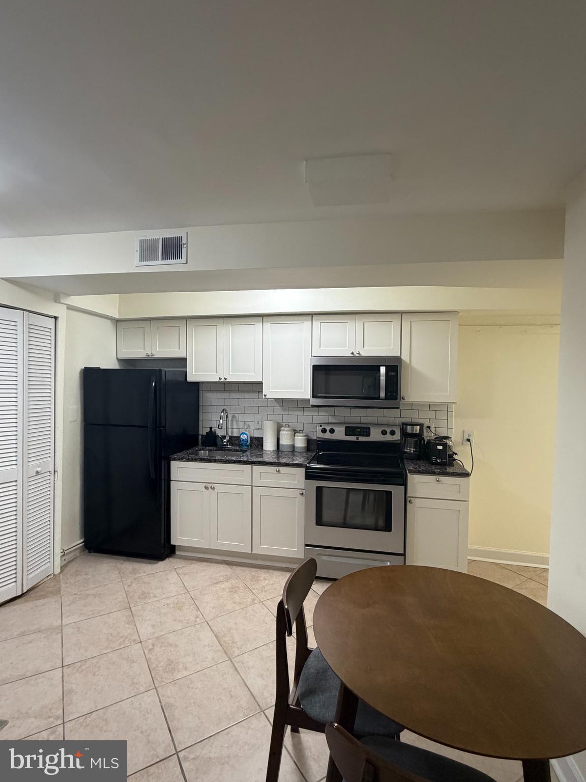 978 Mt Olivet Road Northeast, Unit 1 Washington, DC 20002 - Photo 4 of 10