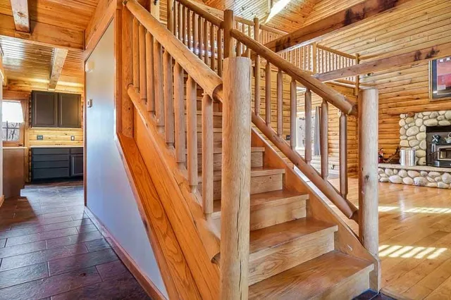 $530,000 | 7334 Hawthorne Ridge, Roscoe, IL 61073