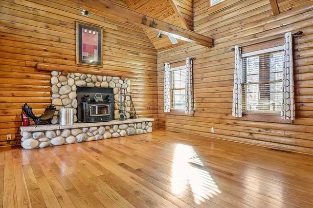 $530,000 | 7334 Hawthorne Ridge, Roscoe, IL 61073