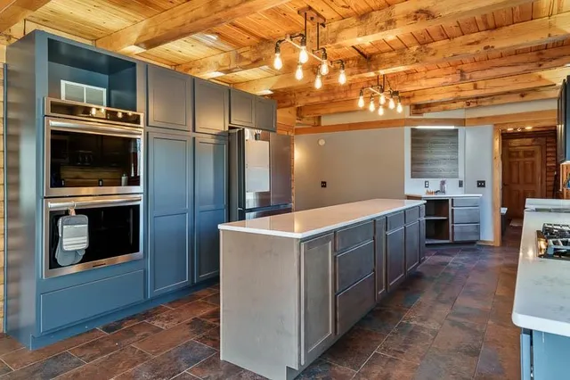 $530,000 | 7334 Hawthorne Ridge, Roscoe, IL 61073