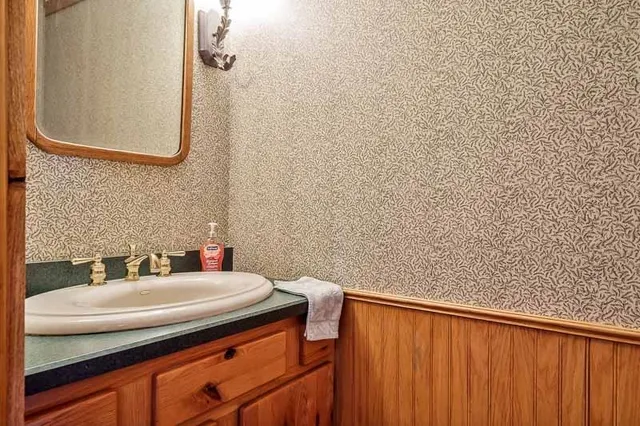 $530,000 | 7334 Hawthorne Ridge, Roscoe, IL 61073