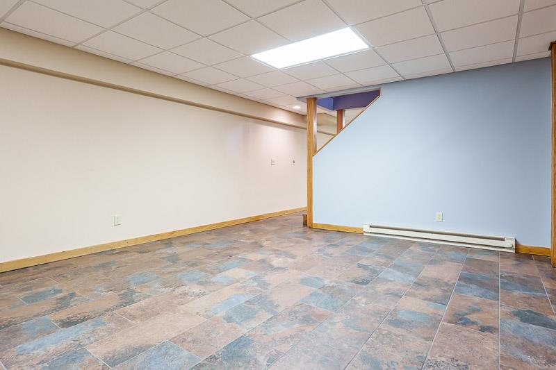 7334 Hawthorne Ridge Roscoe, IL 61073 - Photo 27 of 79 an empty room with windows