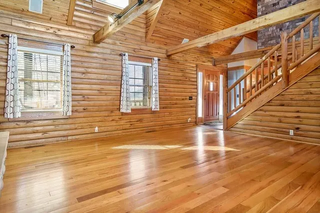 $530,000 | 7334 Hawthorne Ridge, Roscoe, IL 61073