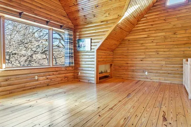 $530,000 | 7334 Hawthorne Ridge, Roscoe, IL 61073