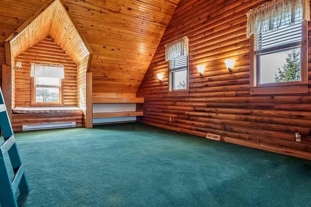 $530,000 | 7334 Hawthorne Ridge, Roscoe, IL 61073