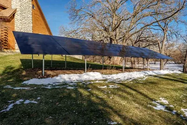 $530,000 | 7334 Hawthorne Ridge, Roscoe, IL 61073