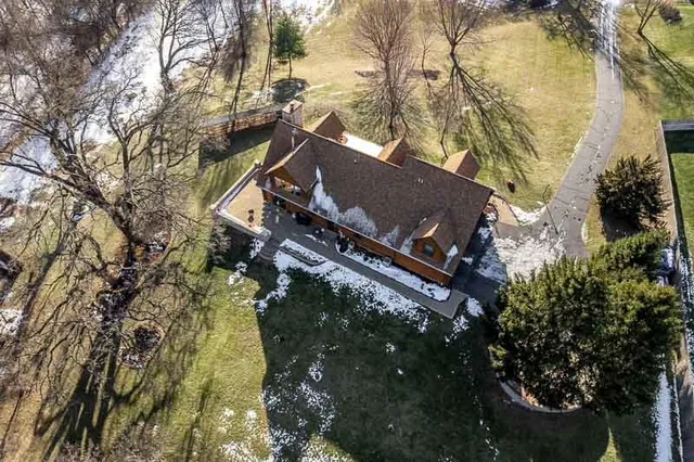 $530,000 | 7334 Hawthorne Ridge, Roscoe, IL 61073