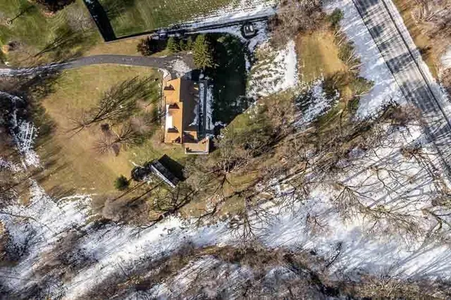 $530,000 | 7334 Hawthorne Ridge, Roscoe, IL 61073