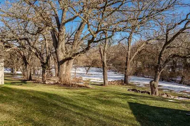 $530,000 | 7334 Hawthorne Ridge, Roscoe, IL 61073