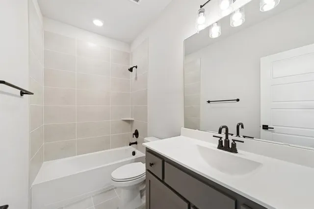 $449,990 | 1913 Wynne Drive, Van Alstyne, TX 75495