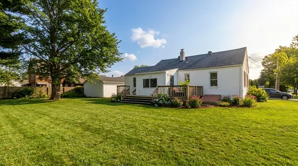 $369,000 | 88 Woodmont Street, Westfield, MA 01085