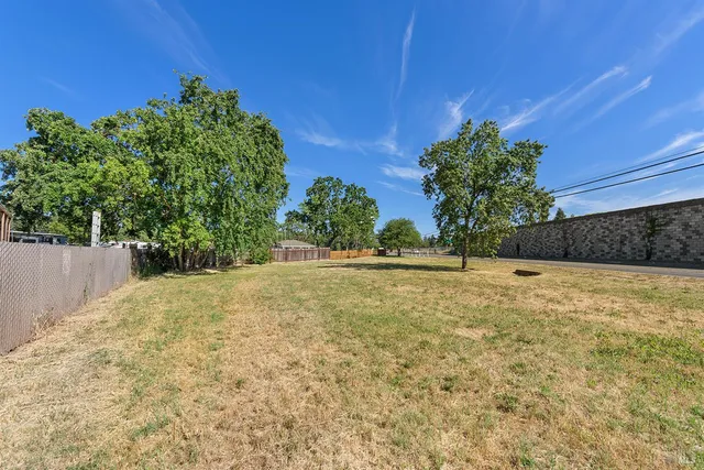 $99,950 | 8185 Old Redwood Highway, Windsor, CA 95492