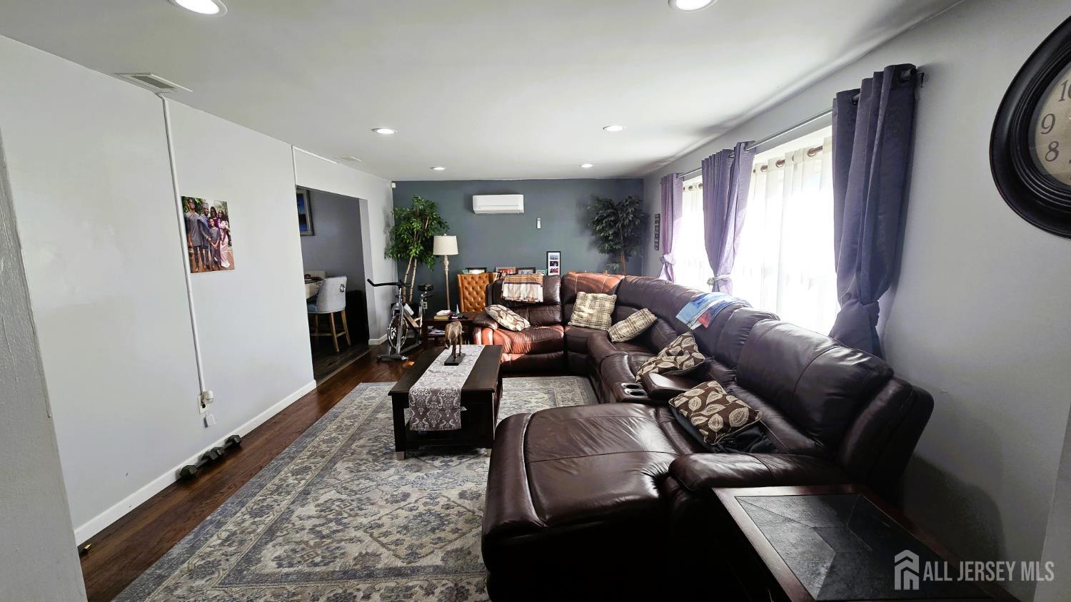 7 Stradford Road Sayreville, NJ 08859 - Photo 5 of 38