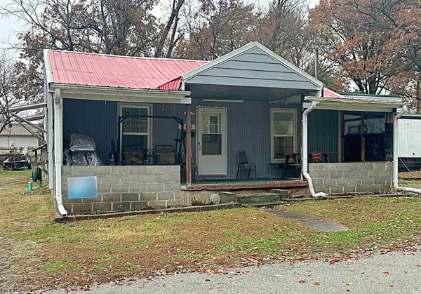 $148,000 | 701 Sunset Avenue, Washington, IN 47501