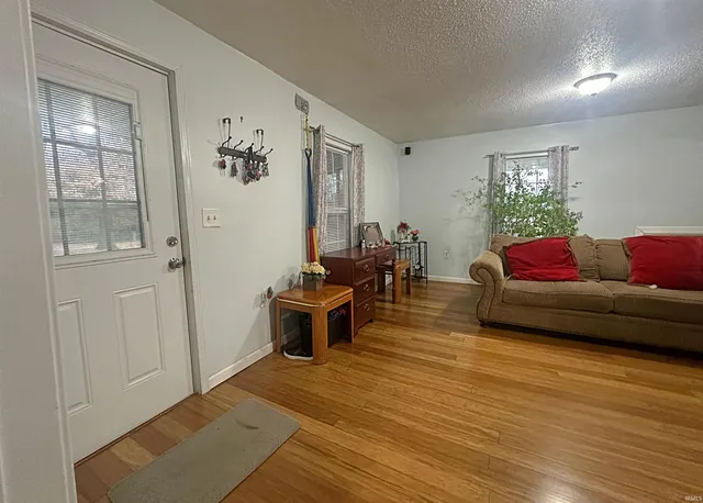 $150,000 | 701 Sunset Avenue, Washington, IN 47501