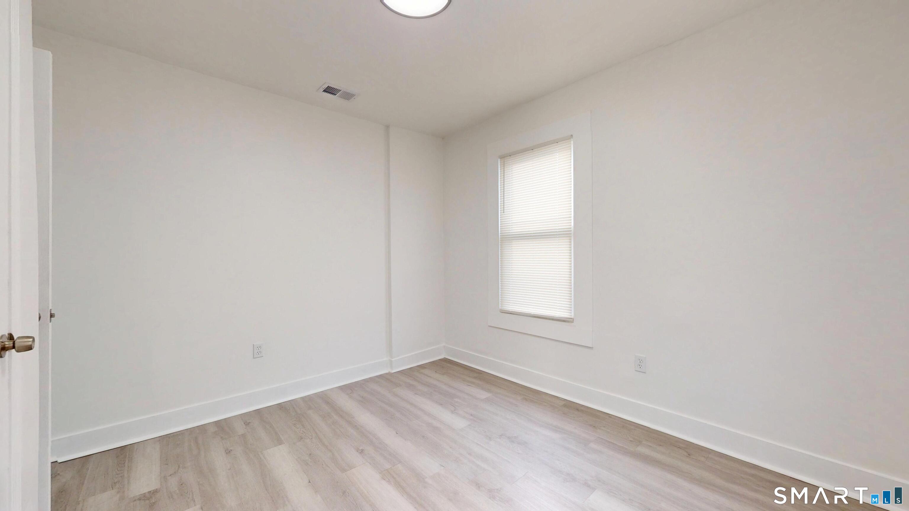 93 Spring Street West Haven, CT 06516 - Photo 23 of 40