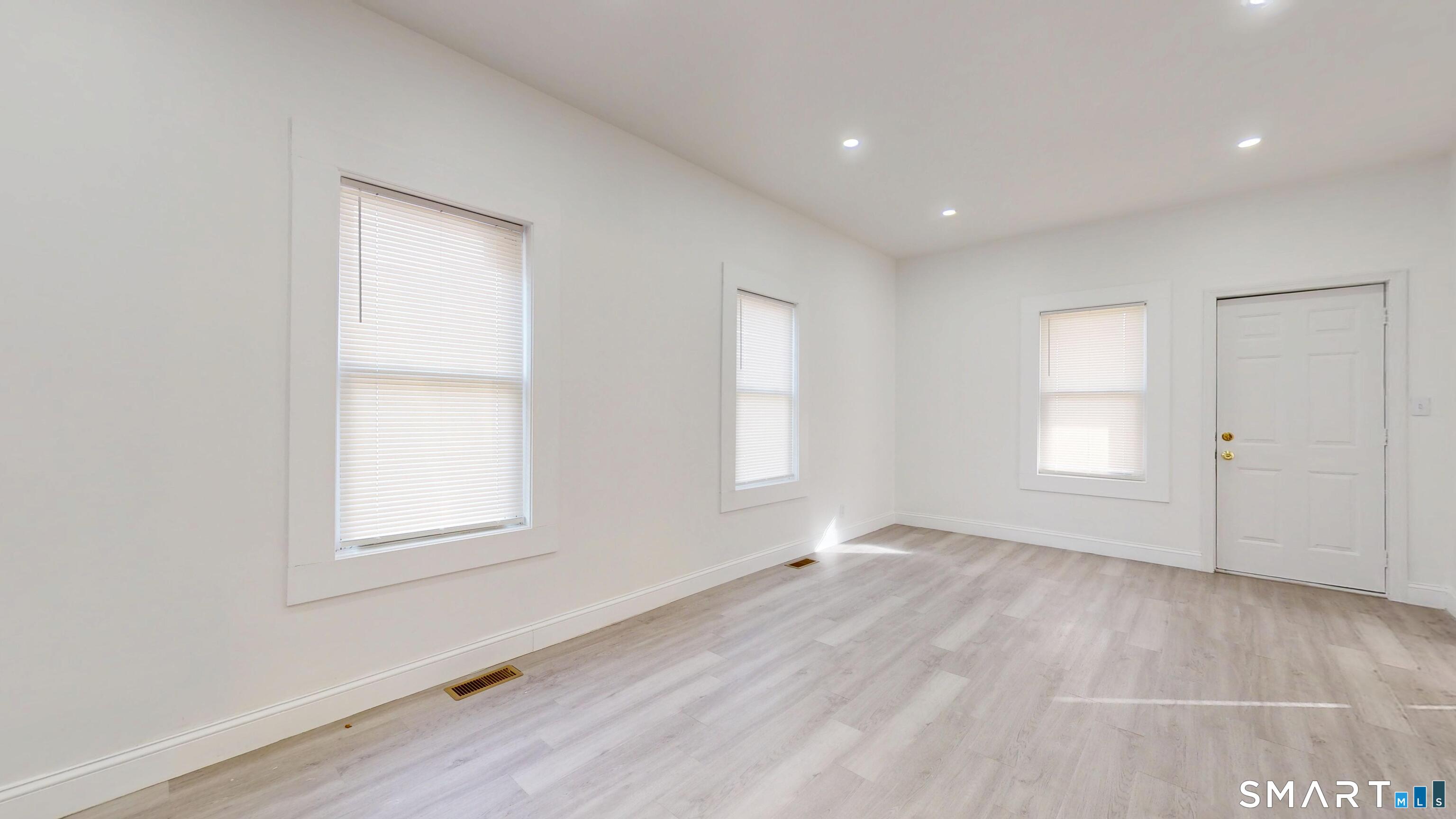 93 Spring Street West Haven, CT 06516 - Photo 6 of 40