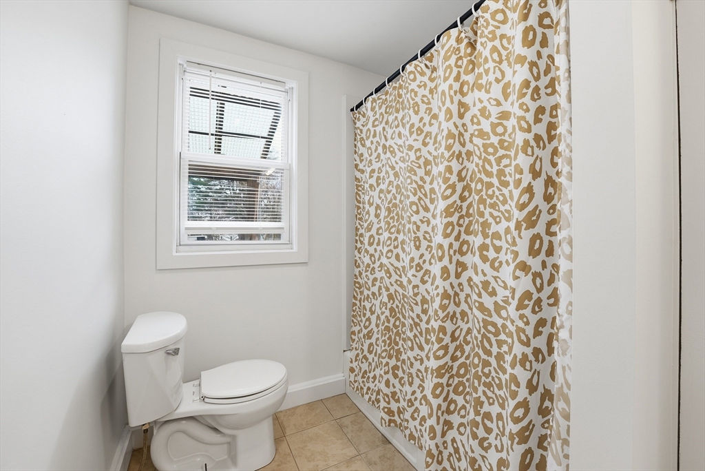 1016 Chestnut Street Palmer, MA 01069 - Photo 19 of 33