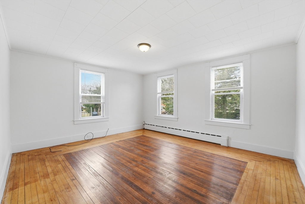 1016 Chestnut Street Palmer, MA 01069 - Photo 27 of 33