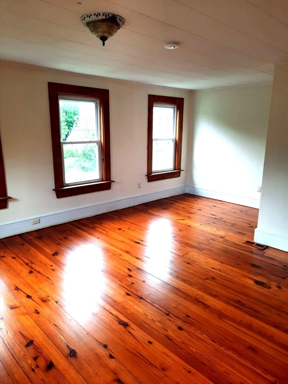 1016 Chestnut Street Palmer, MA 01069 - Photo 31 of 33