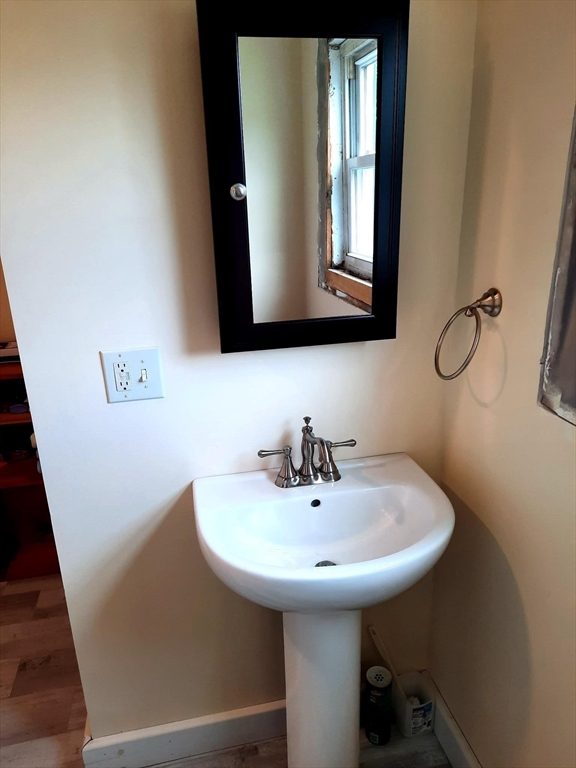 1016 Chestnut Street Palmer, MA 01069 - Photo 32 of 33