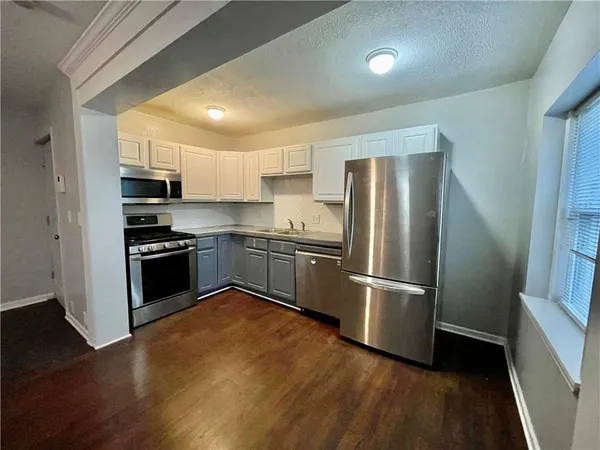 $1,350,000 | 3401 Central Street, Kansas City, MO 64111