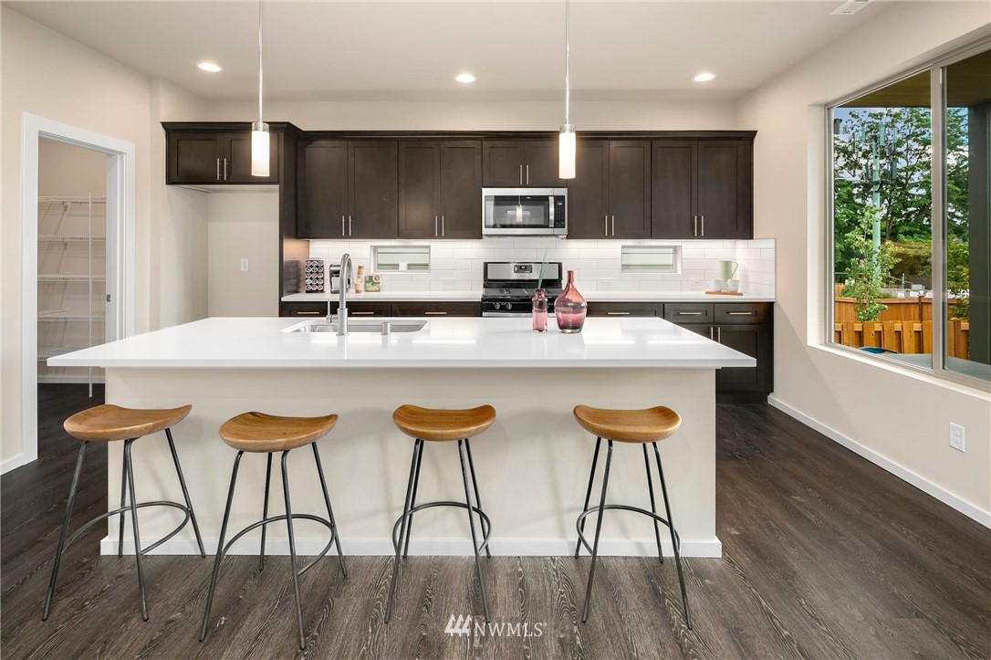 301 Southwest 3rd Court, Unit 8 Renton, WA 98057 - Photo 9 of 25