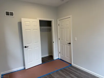 $2,800 | 37 6th Street, Harrison, NJ 07029