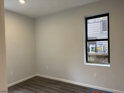 $2,800 | 37 6th Street, Harrison, NJ 07029