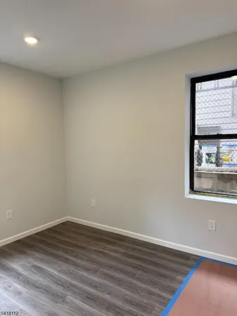 $2,800 | 37 6th Street, Harrison, NJ 07029