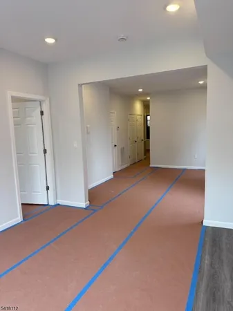 $2,800 | 37 6th Street, Harrison, NJ 07029