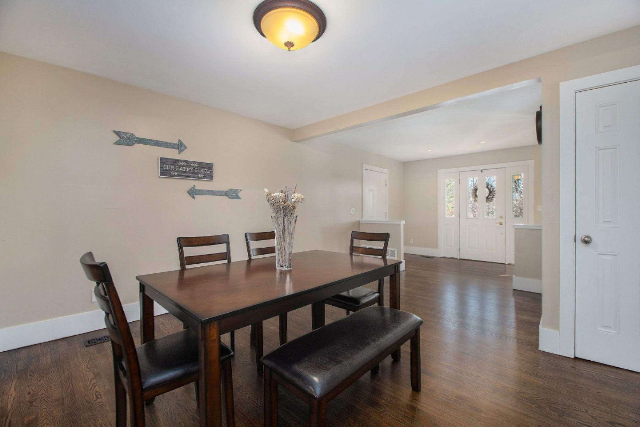 4009 West Kaiser Road Three Oaks, MI 49128 - Photo 5 of 38 4009 Kaiser Rd dining
