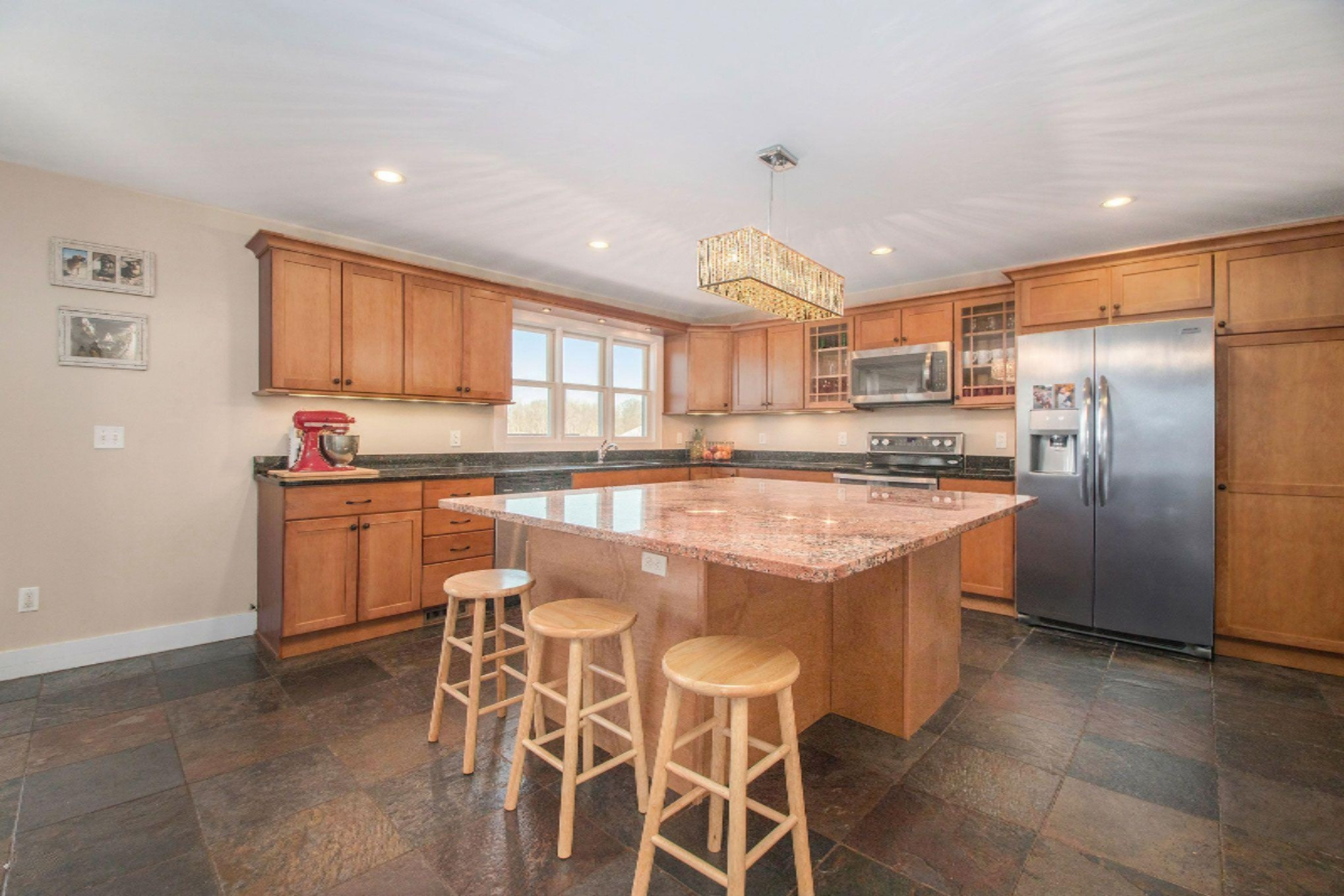 4009 West Kaiser Road Three Oaks, MI 49128 - Photo 8 of 38 4009 Kaiser Rd kitchen center island