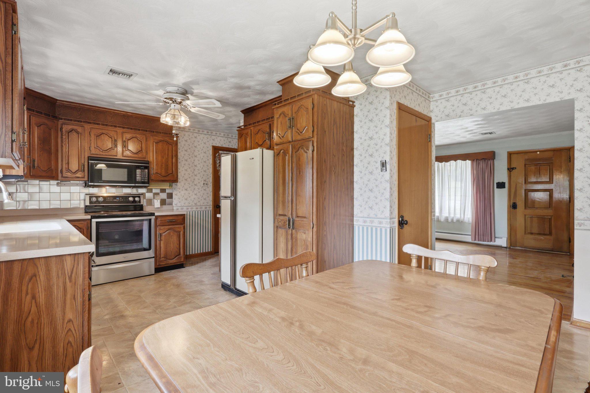 5893 Ambau Road Spring Grove, PA 17362 - Photo 17 of 42 IMG_3270