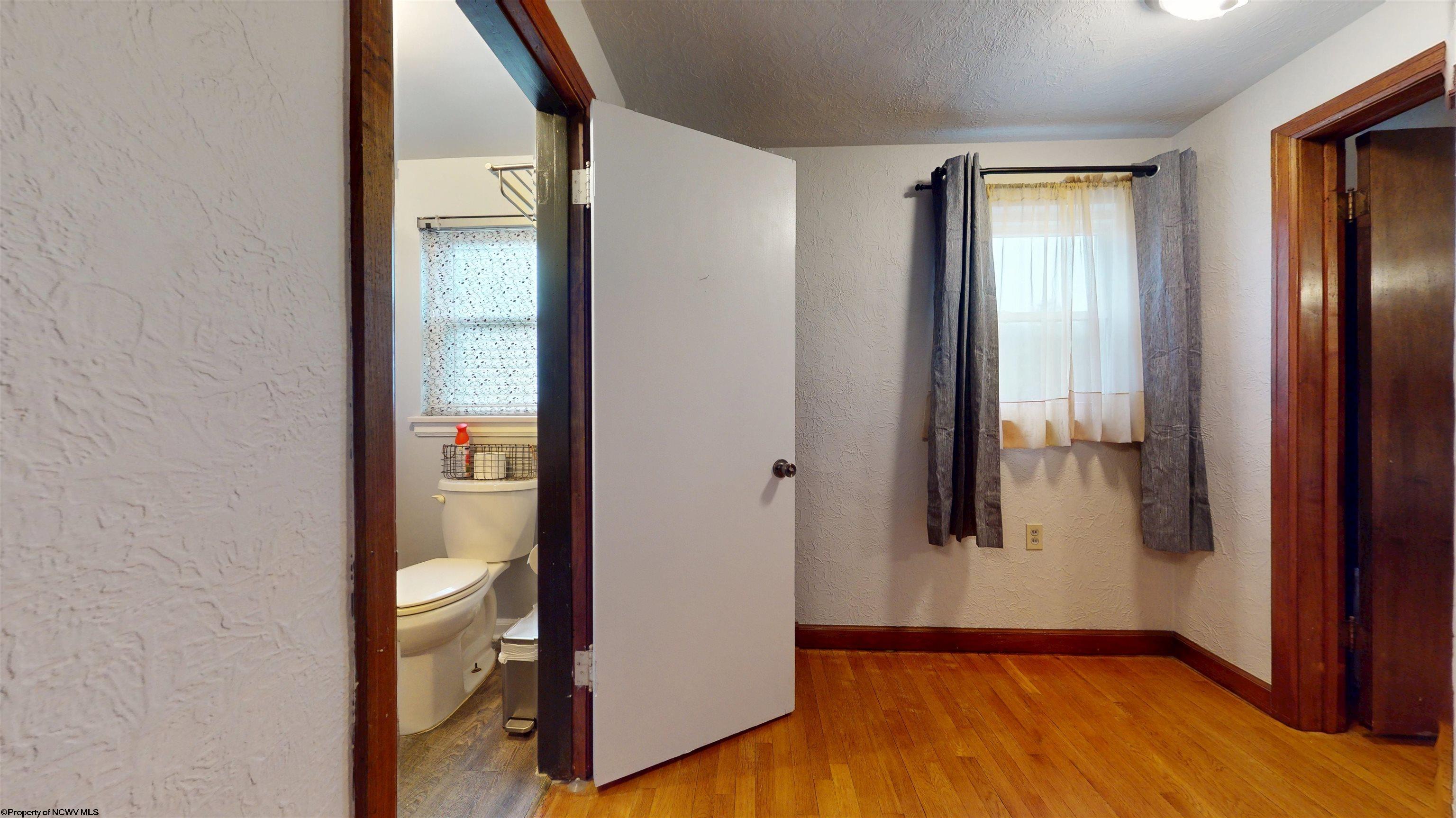 1819 Pleasant Valley Road Fairmont, WV 26554 - Photo 18 of 32 Gallery Image 18
