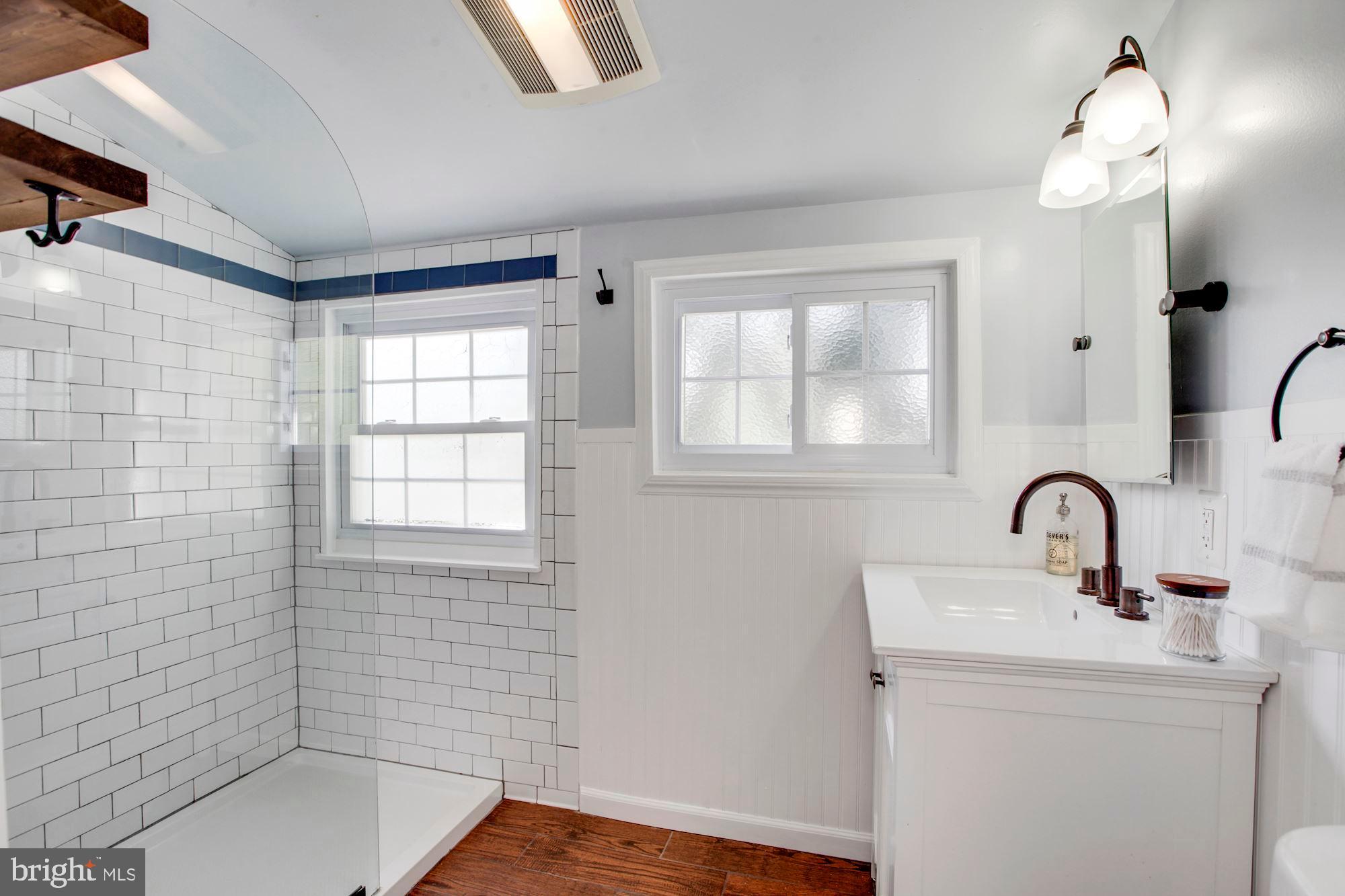 708 Justin Way Silver Spring, MD 20901 - Photo 18 of 30 Upstairs Master bathroom